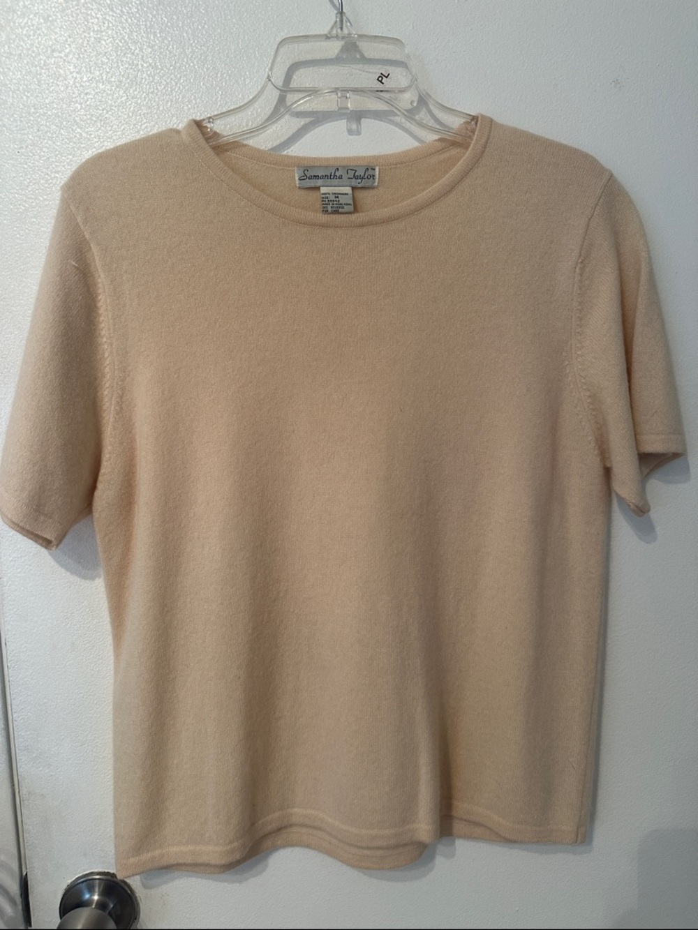 Samantha Taylor Cream Short-Sleeve Crewneck Sweater